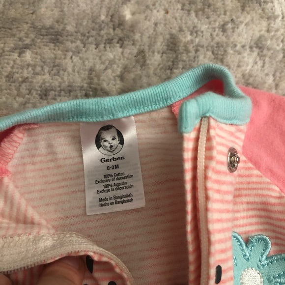 0-3 month old onesie bundle - Picture 2 of 5
